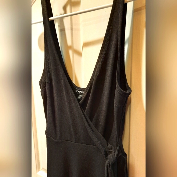 Express Black Sleeveless Wrap Front Dress size XS - Picture 7 of 11